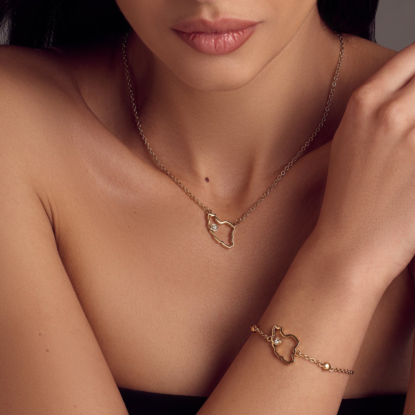 Outland Bundle Gold (2 Items)