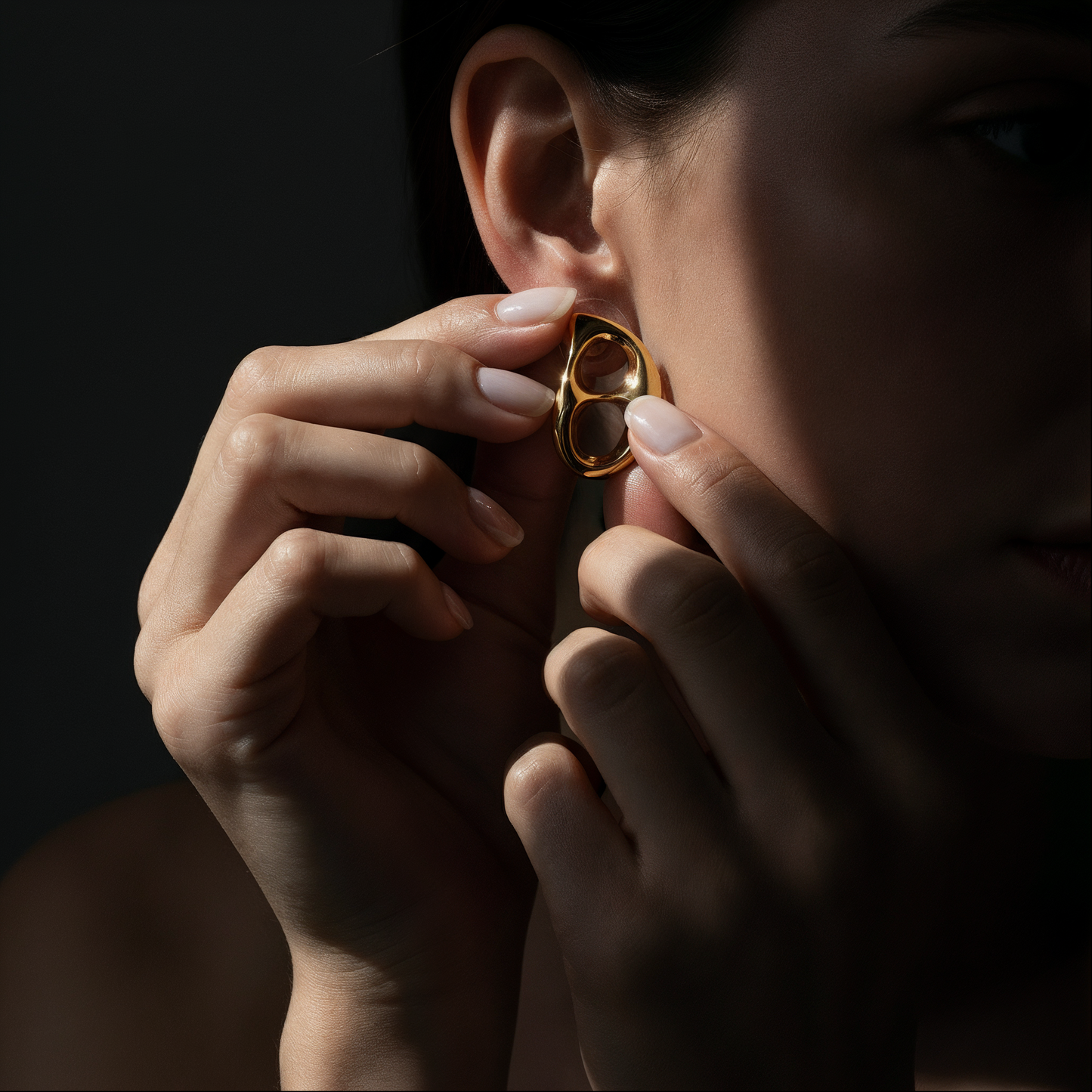 Luna Drop Earring Gold