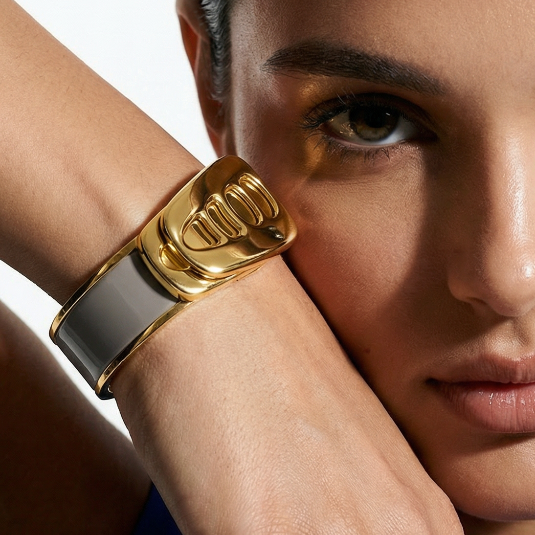 LE Luna Bracelet - Gold / Taupe