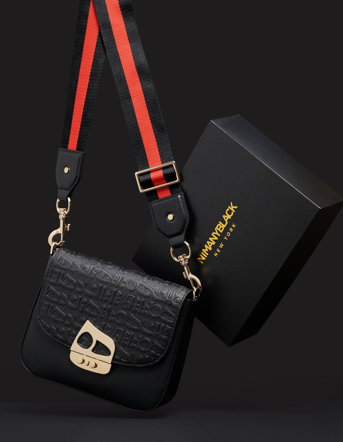 THR 1 Shoulder Bag