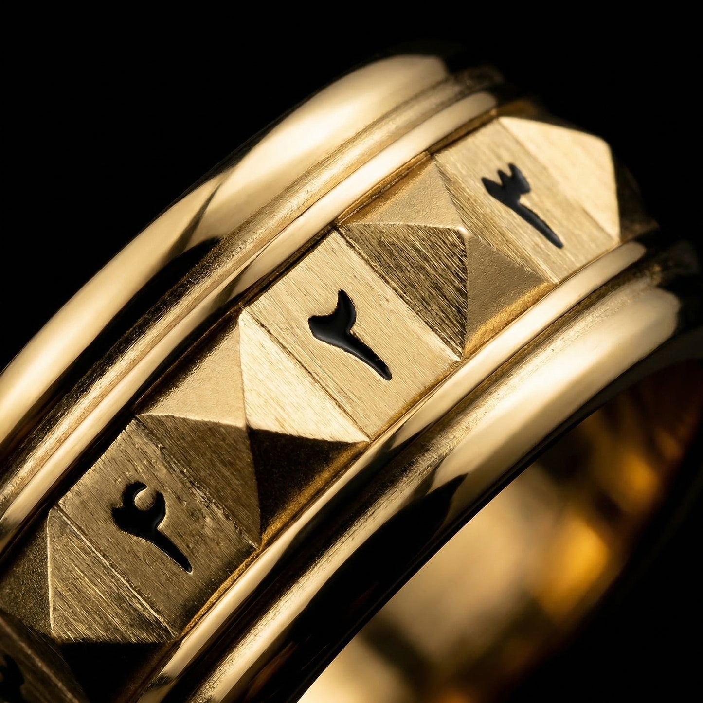 Luna Luck Ring - Gold