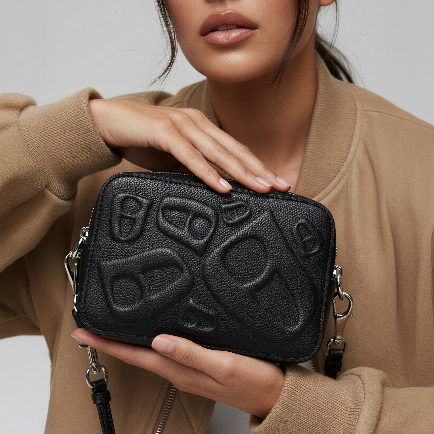 City Bag Black Caviar (Silver Hardware)