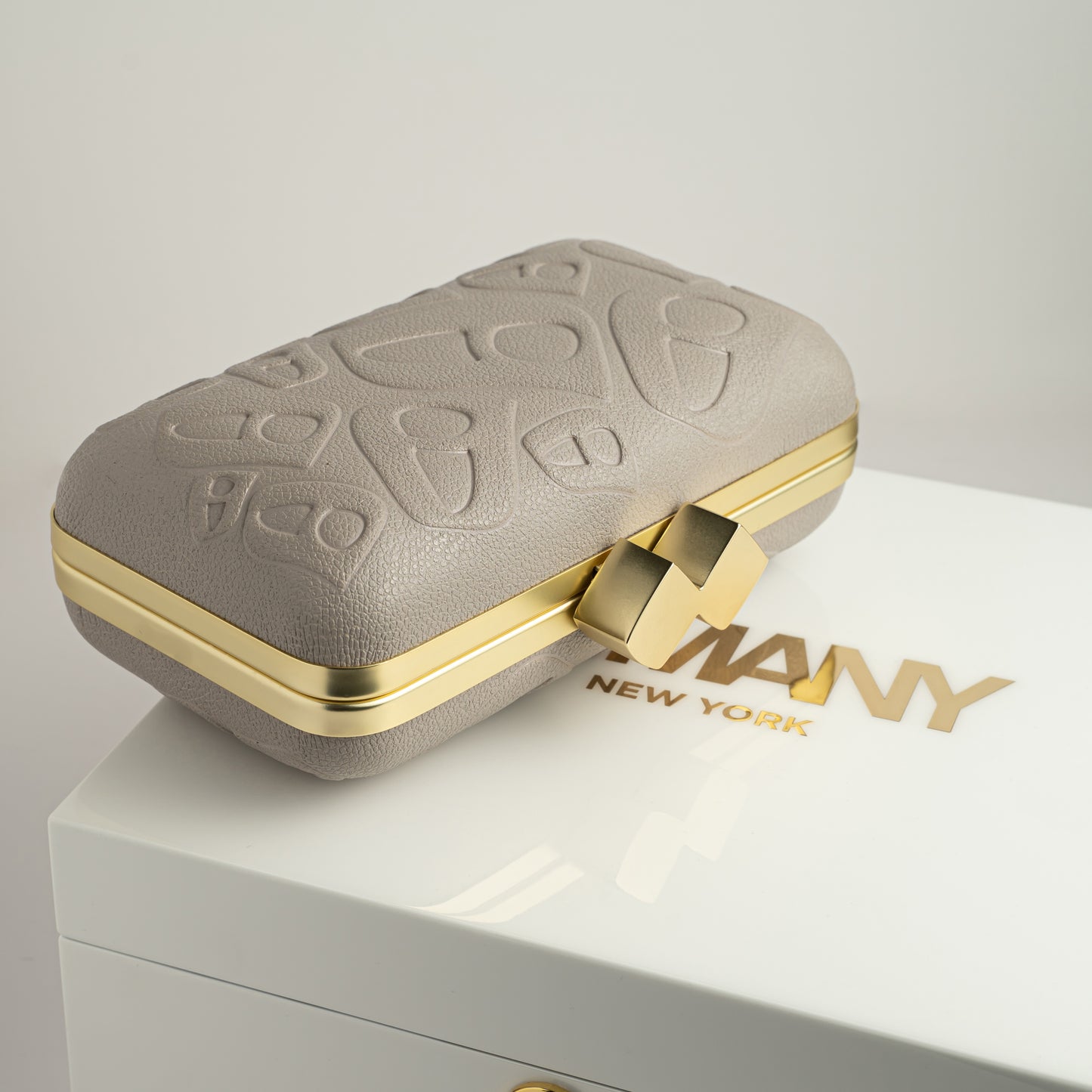 Offwhite Caviar Clutch